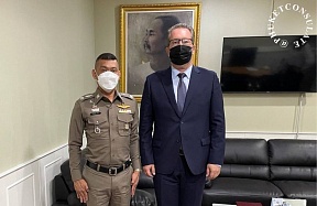 Meeting with the Chief of Police of Phuket Province Major General Sermphan Sirikong Meeting with the Chief of Police of Phuket Province Major General Sermphan Sirikong